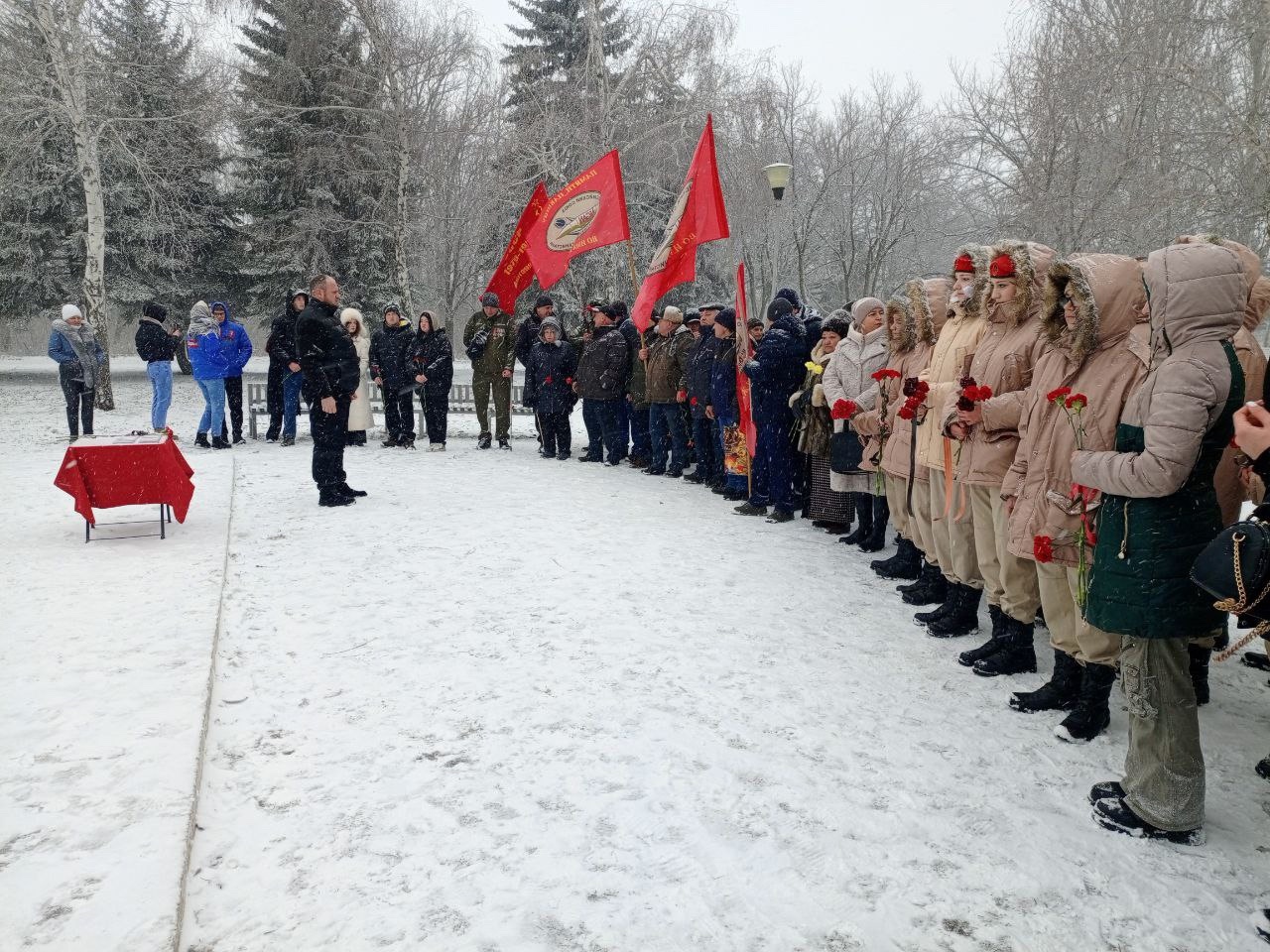 Памятник «Погибшим воинам-интернационалистам».