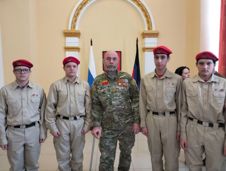 "ГЕРОИ В ЛИЦАХ".